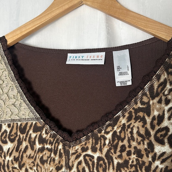 3/$20💥 Liz Claiborne Mixed Media Animal Print & Lace Stretchy V- Neck Blouse‎ - Picture 13 of 16